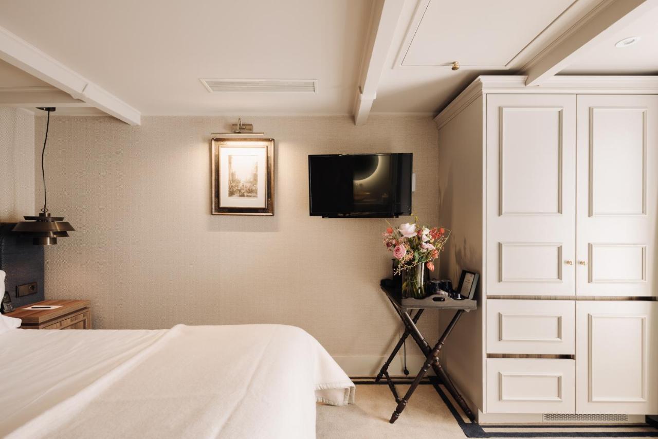 Hotel 717 Amsterdam Zewnętrze zdjęcie A room at the hotel