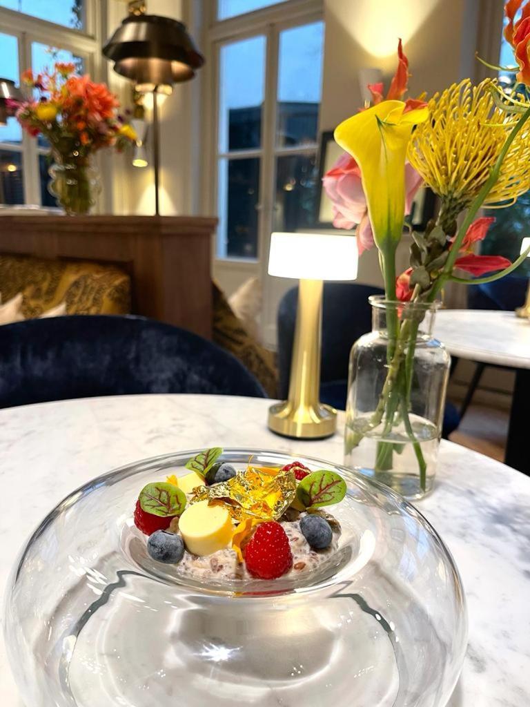 Hotel 717 Amsterdam Zewnętrze zdjęcie A fruit salad